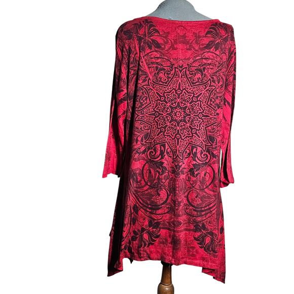 Red Embellished Tee Size Large - Picture 2 of 2